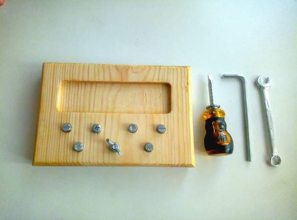Montessori screw wooden busy board